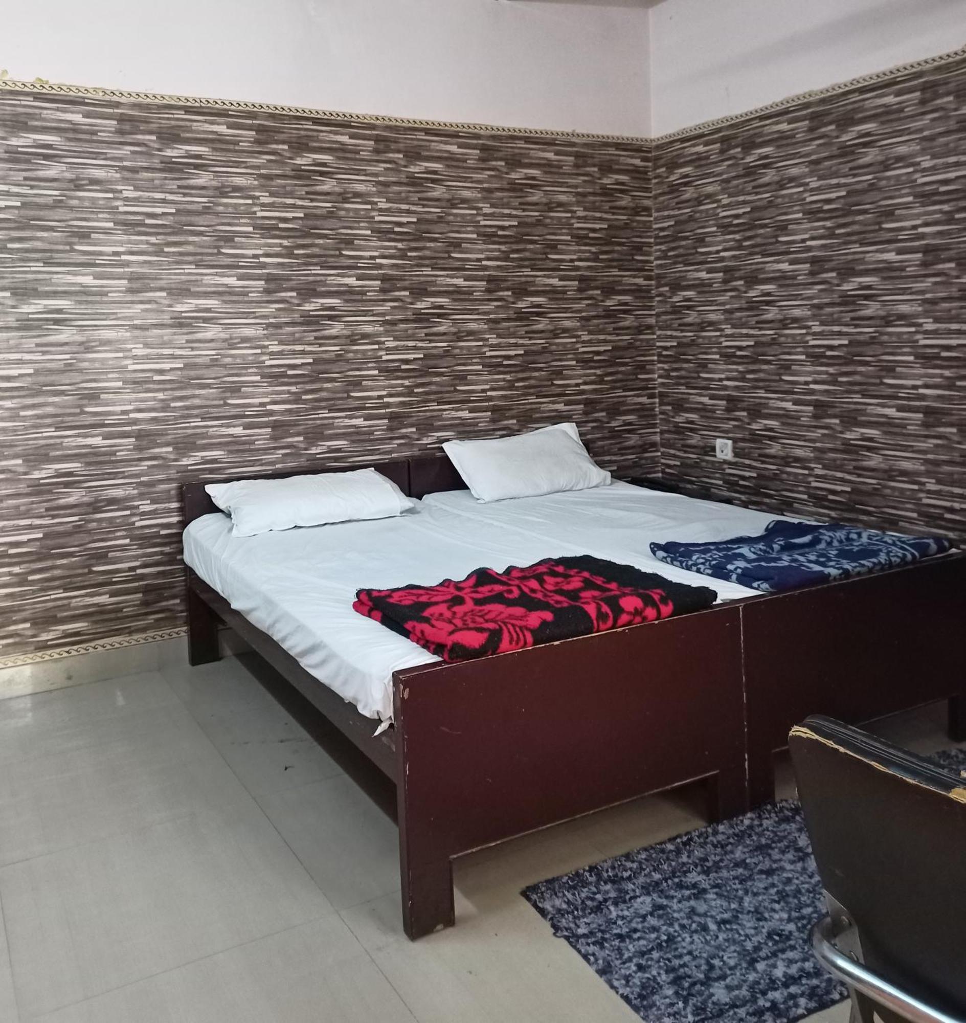 Teerth Guest House Varanasi Exterior photo