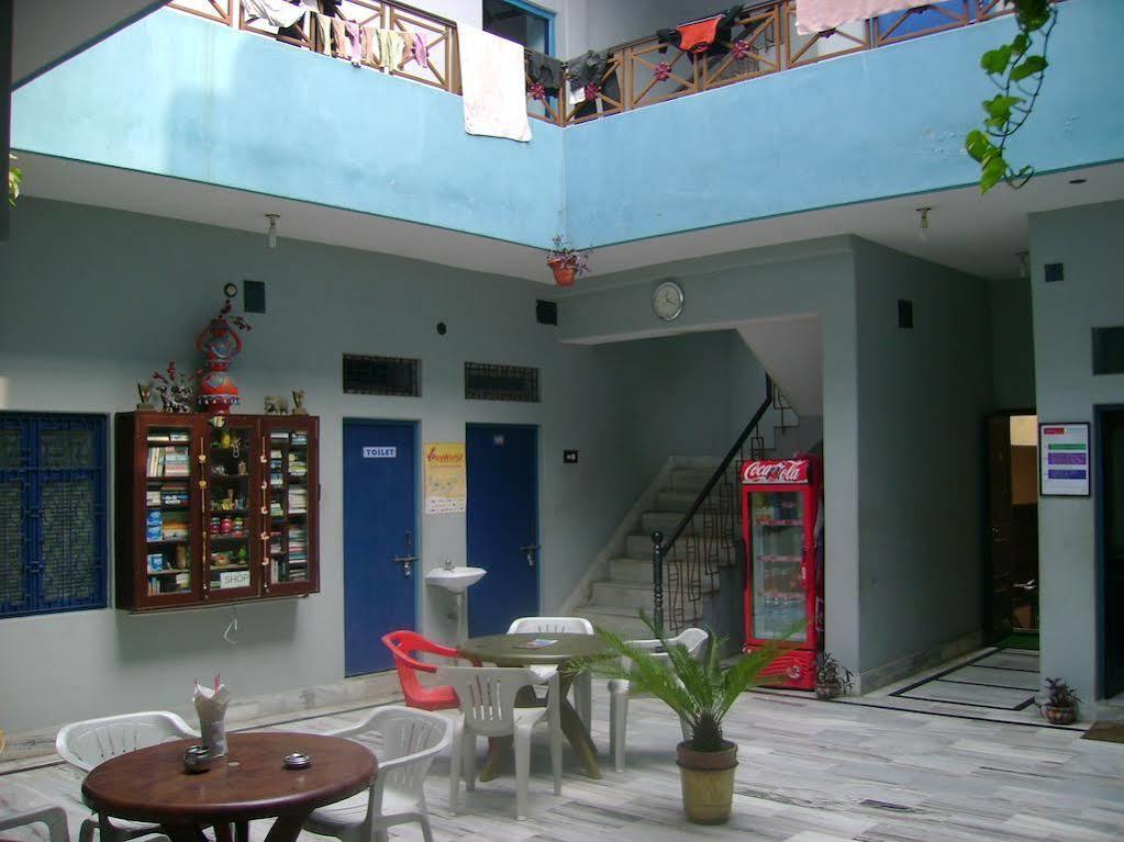 Teerth Guest House Varanasi Exterior photo